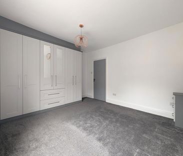 3 bedroom end of terrace house to rent - Photo 6