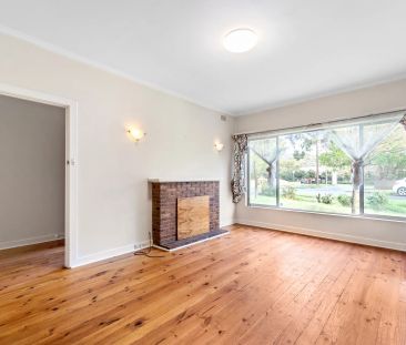 2 Whitelodge Road, - Photo 5