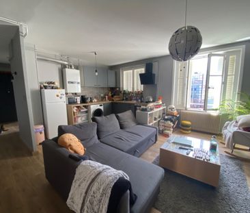 Location Appartement 3 pièces 63m² VILLEURBANNE 69100 - Photo 2
