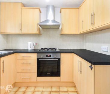 2 bedroom semi-detached bungalow to rent - Photo 4