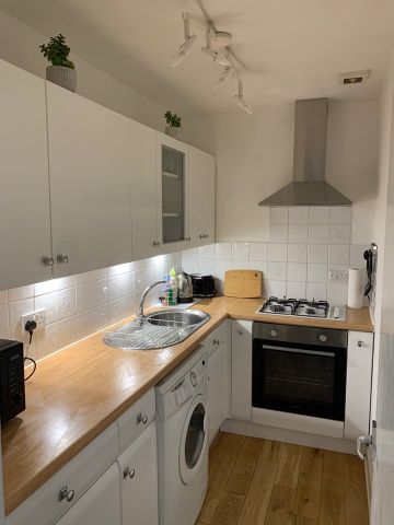 2 Bed Flat, Union Grove, AB10 - Photo 2
