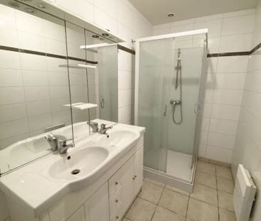 Location Appartement 2 pièces 42m² SALLAUMINES 62430 - Photo 3