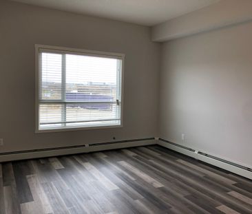 2 Bedroom Condo For Rent In Harvest Hills. Heat & Water Included - Photo 3