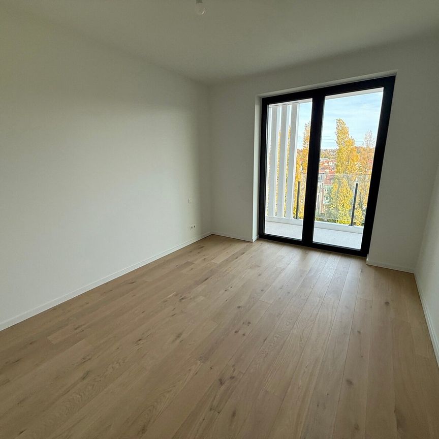 Appartement te huur in Ukkel - Photo 1