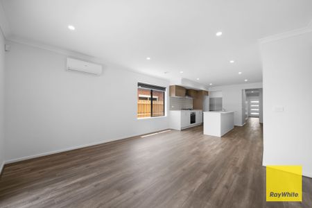 Brand New Dream Home in the Heart of Tarneit! - Photo 2