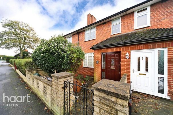 3 bedroom terraced house to rent - Photo 1