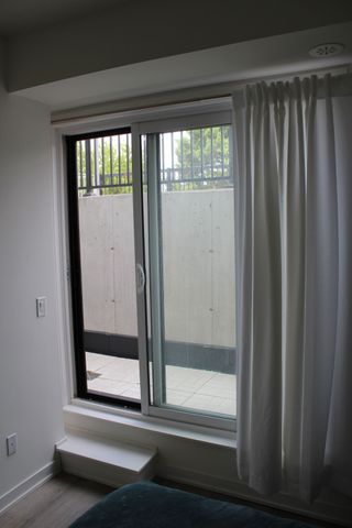 For Lease - 6 Steckley House Lane Unit# 313, Richmond Hill, Ontario - Photo 2