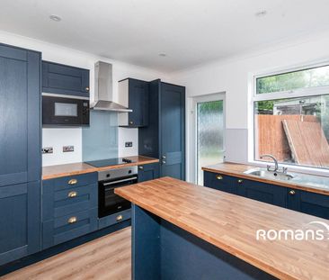Church Road, Windlesham, GU20 - Photo 3