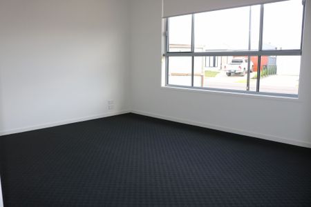 Convenience Plus! - Photo 2