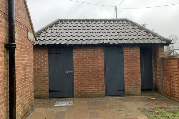 Swaffham Road - Photo 1