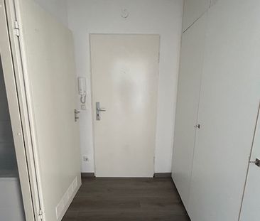 Gerade Renoviert! Schöne Wohnung mit Balkon und neuem Bad - Photo 2