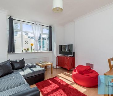 2 bedroom maisonette to rent - Photo 2