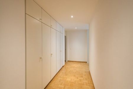 Apartment - Photo 2