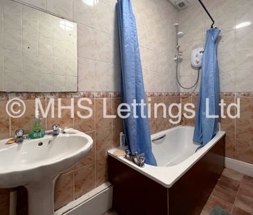 7 Bedroom End Terraced House for rent in Headingley Lane - Photo 6