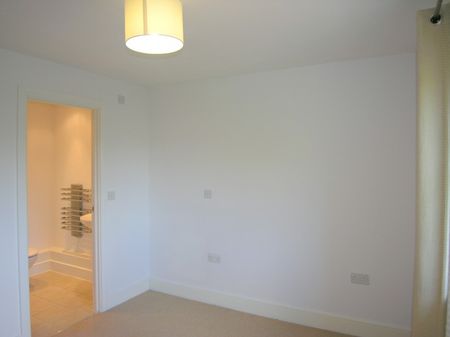 Pavilions, Clarence Road, Windsor,SL4 - Photo 2