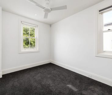 A home of style, location and size - Photo 2