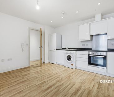 Whitewell Road, Colchester - Photo 2