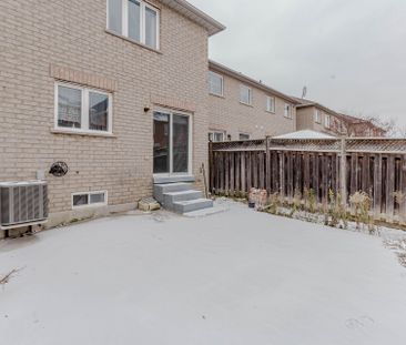 For Lease - 3141 Turbine Crescent Unit# Main/2nd Flr, Mississauga, ... - Photo 4