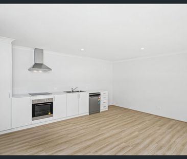 Brand new home - Photo 6