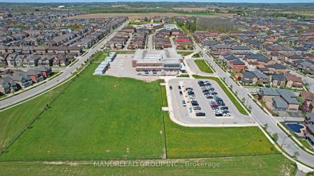 Detached Home For Lease | N9257154 - Photo 4