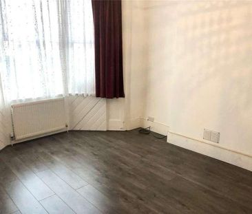 Sydney Road, Hornsey, London, N8 - Photo 6