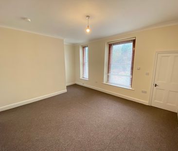 Brynaeron, Dunvant, Swansea, SA2 - Photo 4