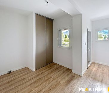 Location Appartement 4 pièces 85m² VIUZ EN SALLAZ 74250 - Photo 3