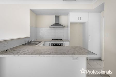 Modern 3 x 2 Villa! - Photo 3