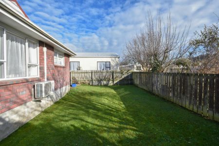 Sun, space and convenience - Photo 2