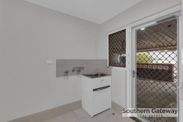 RENOVATED BEAUTY - Photo 1