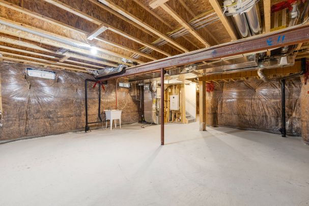 For Lease - 556 Boyd Lane, Milton, Ontario - Photo 1