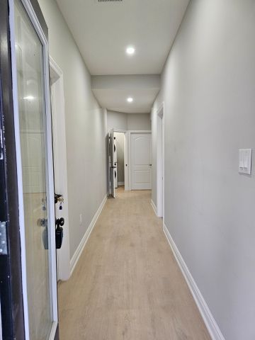 For Lease - 152 First Nations Trail Unit# 1A, Vaughan, Ontario - Photo 2