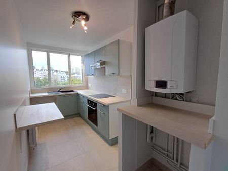 Location Appartement 4 pièces 69m² POISSY 78300 - Photo 5