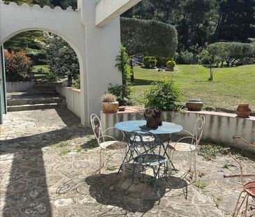 Location Maison 5 pièces 170m² CASSIS 13260 - Photo 3