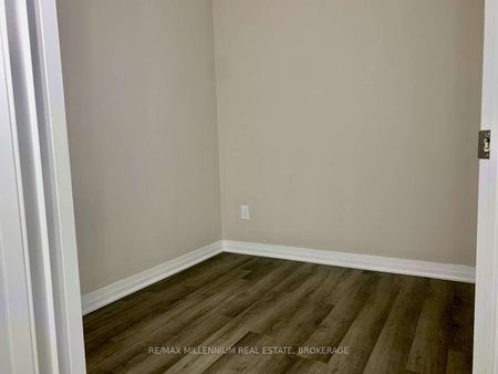 For Lease - 610 Farmstead Drive Unit# 302, Milton, Ontario - Photo 4