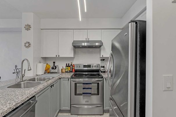 For Lease - 5 Michael Power Place Unit# 1401, Toronto, Ontario - Photo 1