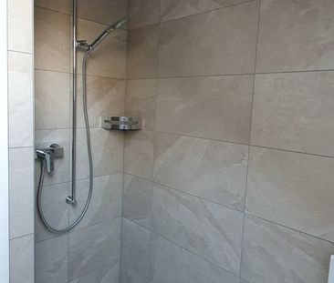 Sanierte 2.5-Zimmer-Wohnung in Thun - Photo 4