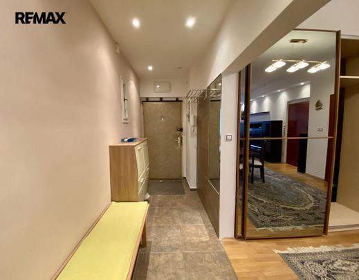 Pronájem bytu 2+1 72 m² - Photo 1