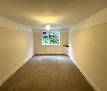 2 bedroom ground floor maisonette to rent - Photo 3