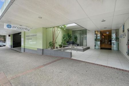 Ready to move in: Fully Furnished 1 Bdrm Units - Photo 5