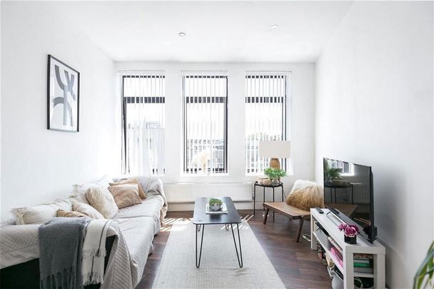 2 bedroom flat to rent - Photo 1