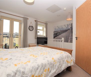 48, Holts Crest Way, Leeds, LS12 2AG - Photo 6