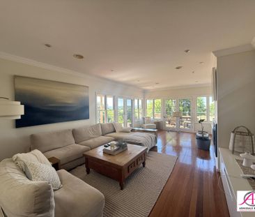 Headline: Luxurious 4-Bedroom Rental House in Armidale - Modern Liv... - Photo 3