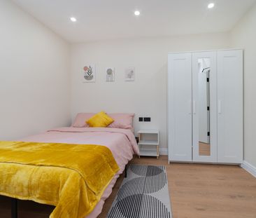 Room in a Shared House, Frognal Avenue, HA1 - Photo 4