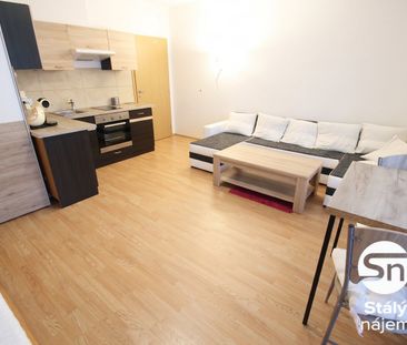 Pronájem bytu 1+kk 32 m² - Fotografie 1