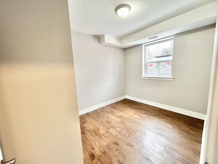 For Lease - 90 Twenty Fifth Street Unit# 29, Toronto, Ontario - Photo 5