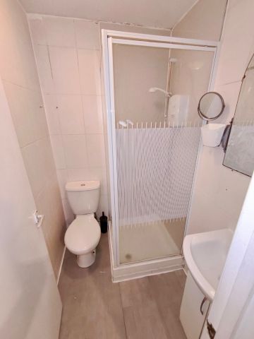 Studio Flat, Neasden Lane North, NW10 - Photo 5