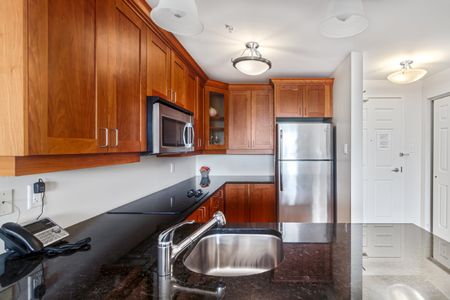 1521 Manotick Station Road - 402 - Photo 2