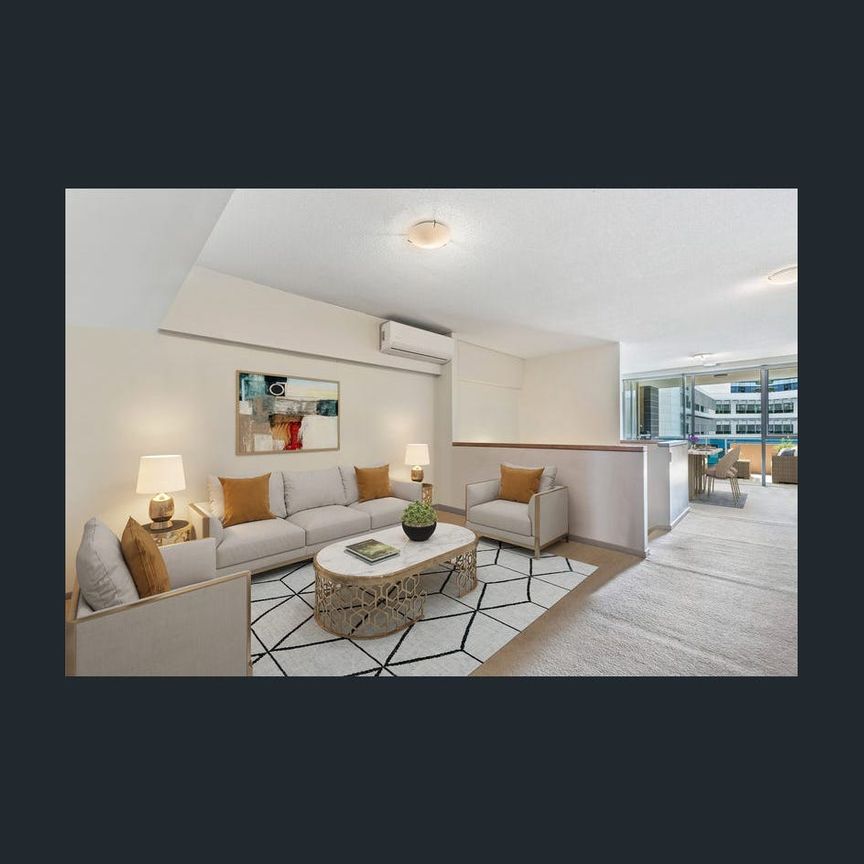 Spacious 2 Bedroom 2 Bathroom Apartment - Photo 1