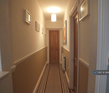 1 bedroom in a house share to rent - Photo 6